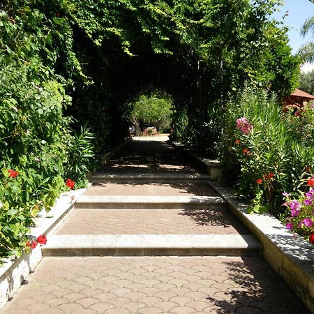 Residenza Villa I Nidi 圣卡塔林纳 外观 照片