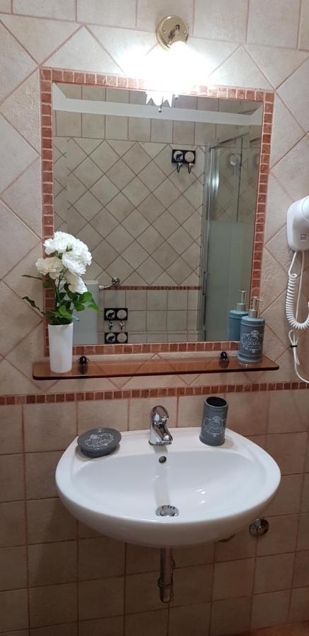 Residenza Villa I Nidi 圣卡塔林纳 外观 照片