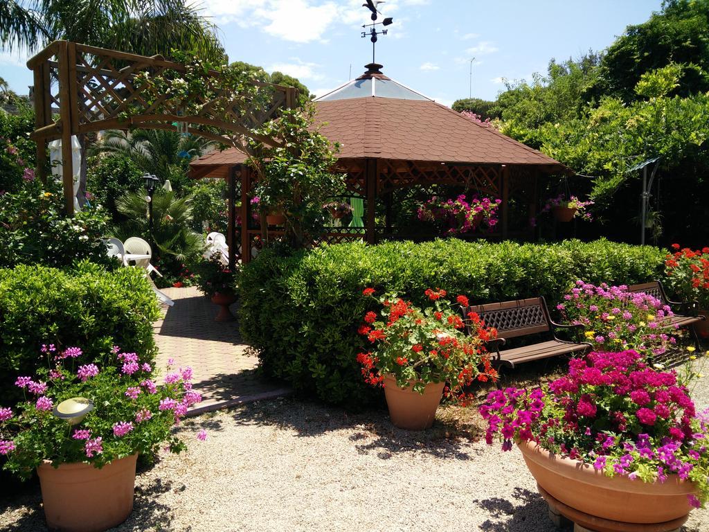 Residenza Villa I Nidi 圣卡塔林纳 外观 照片